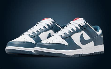 nike valerian blue dunk low